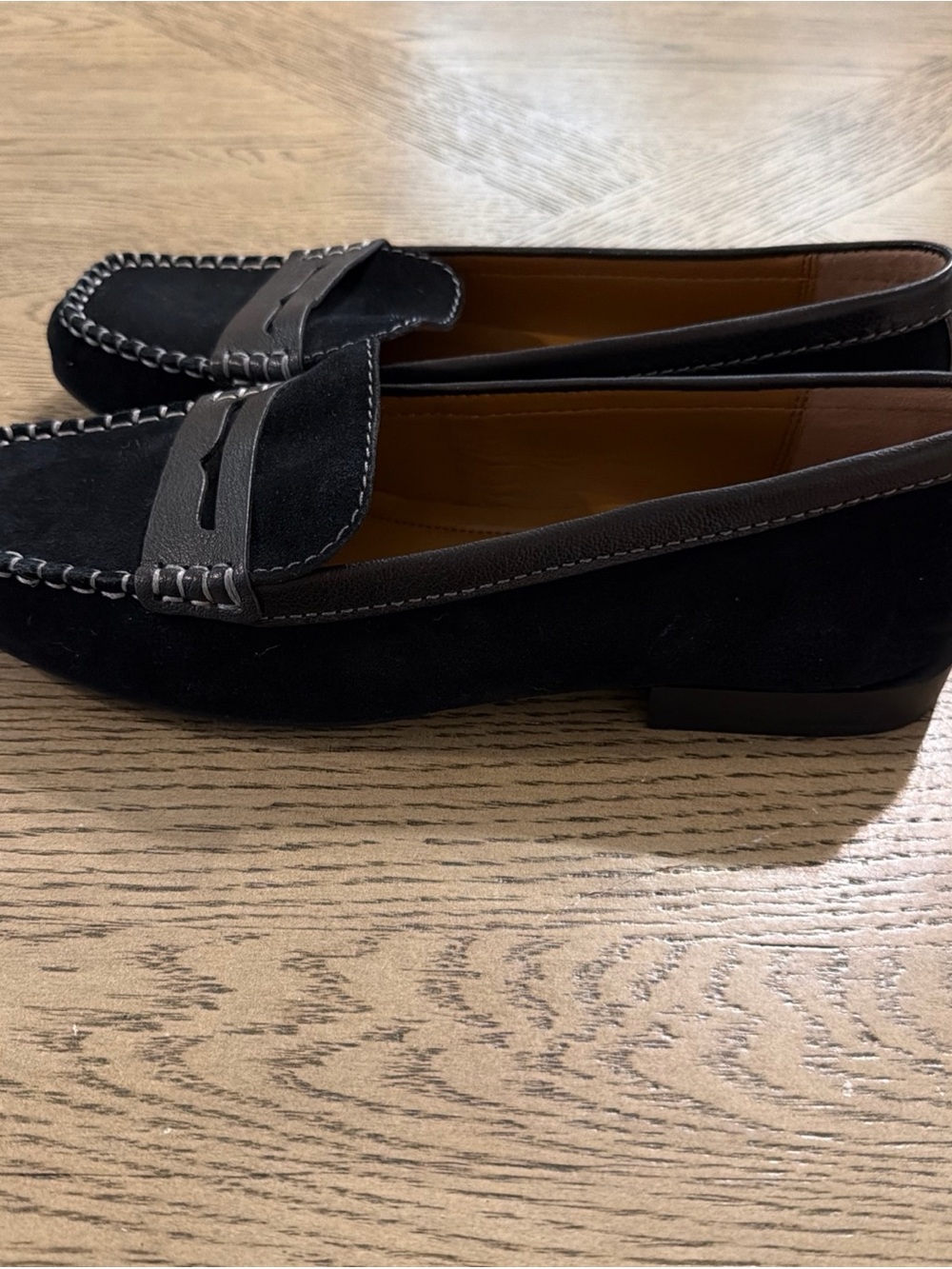 Donald Pliner Binah Black Loafers Womens Size 7.5 - Picture 5 of 5